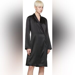 La Perla Black Silk Short Robe Size Medium Pointed Collar Missing Sash